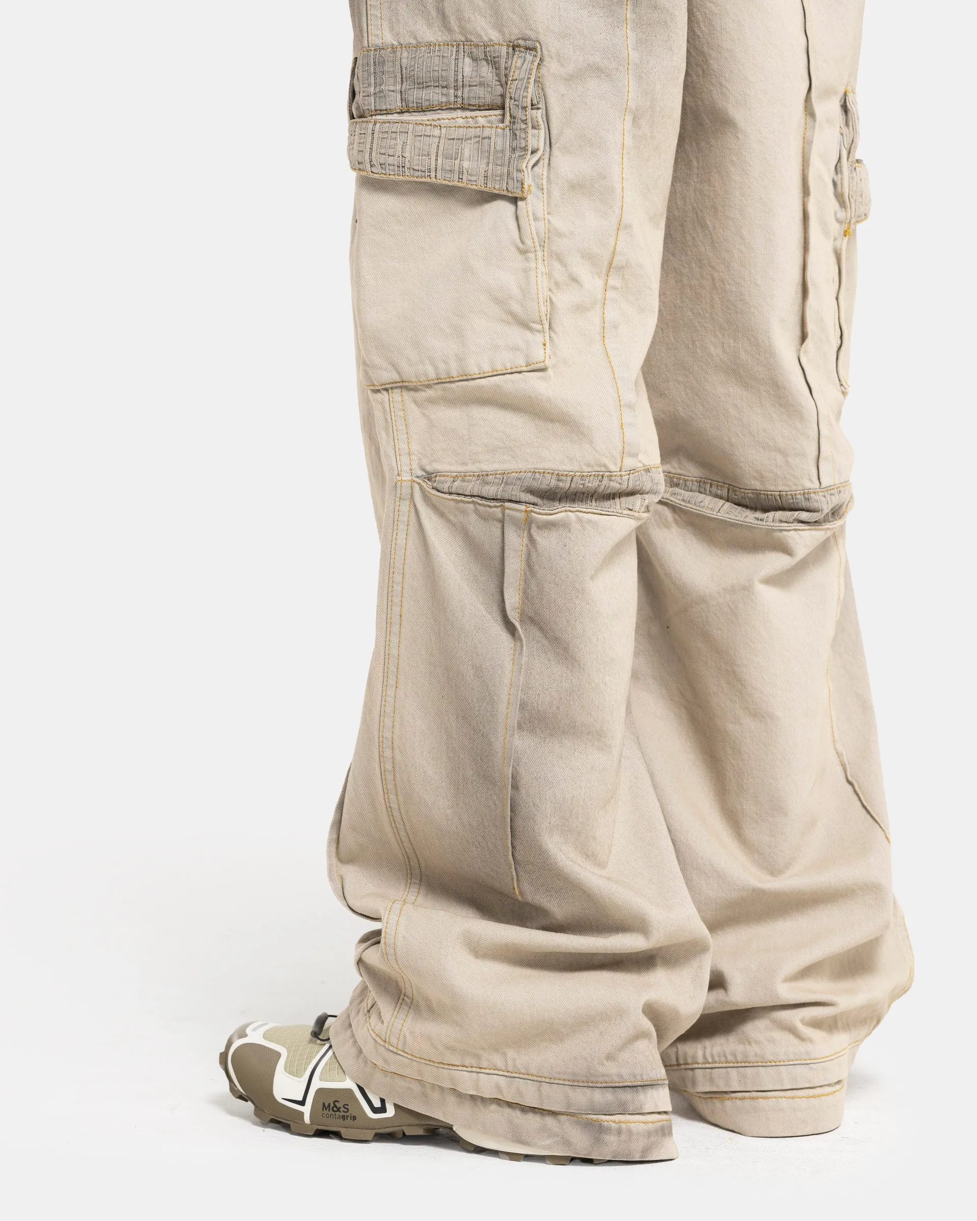 02 Cargo Trousers in Sand Beige